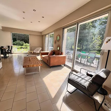 Grand French Family Holiday home Saint-Germain-sur-Bresle
