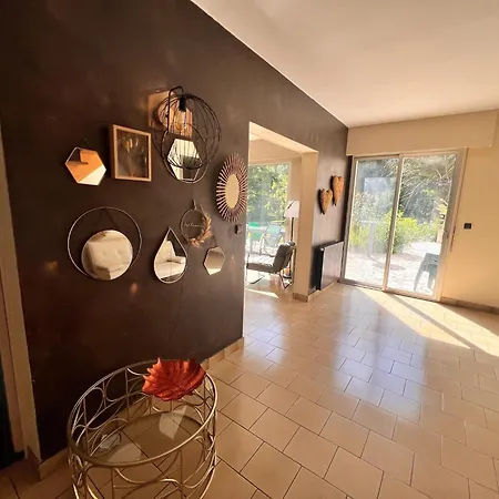 Grand French Family Holiday home Saint-Germain-sur-Bresle